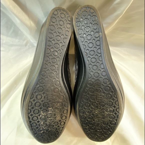 Bernie Mev Woven Slip-On Wedge Shoes - Picture 9 of 16